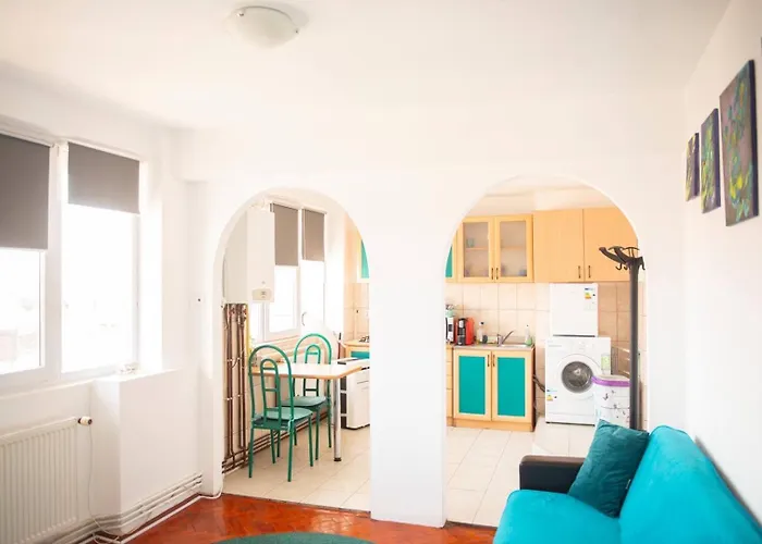 Piata Victoriei- 1 *