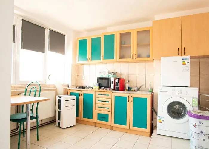 Piata Victoriei- 1 * Timişoara